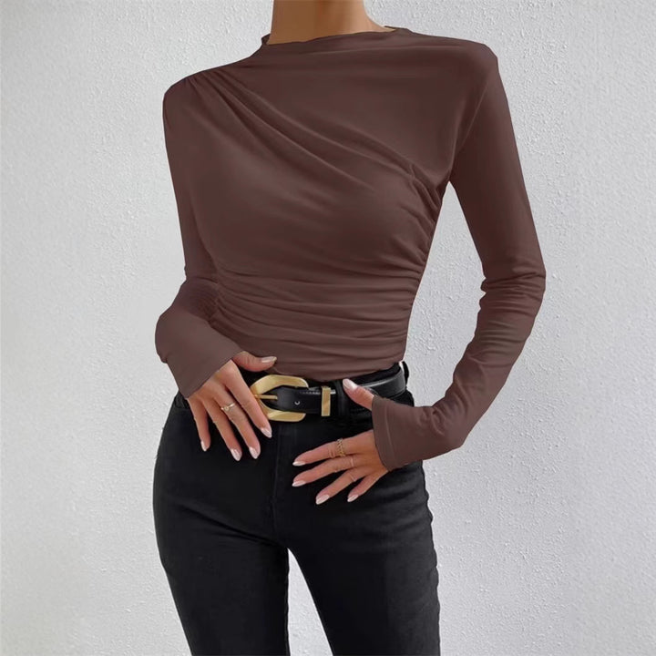 Long sleeve blouse for women with elegant gathered elements and a classic design Lune London