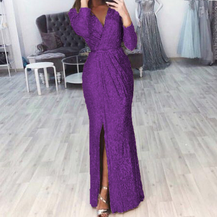Robe de soirée longue pour femmes avec un design élégant enveloppant et une fente Chic & Stil