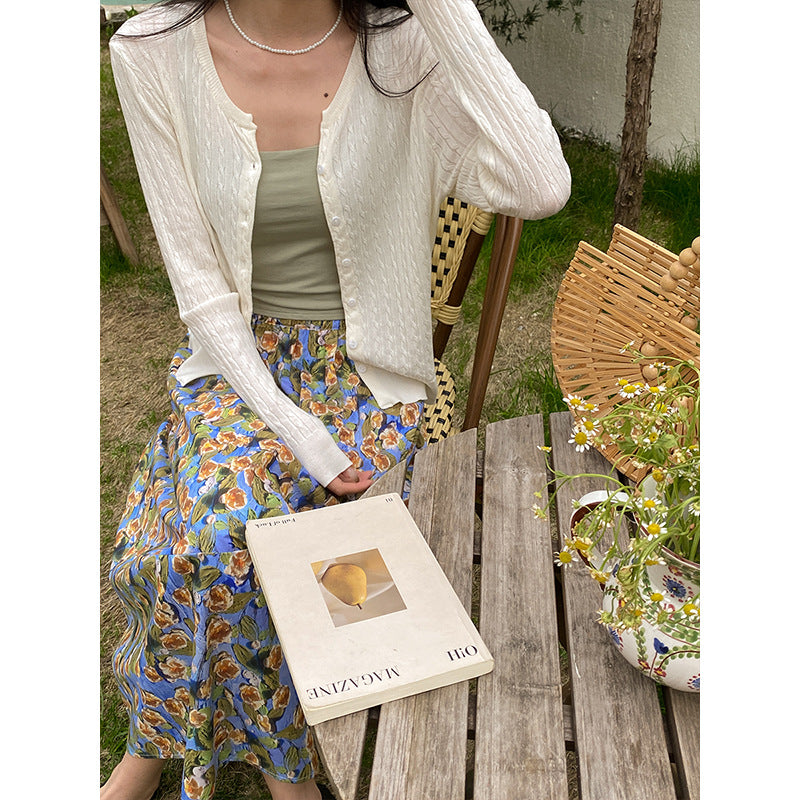 Women's fine cardigan with cable pattern Chic & Stil