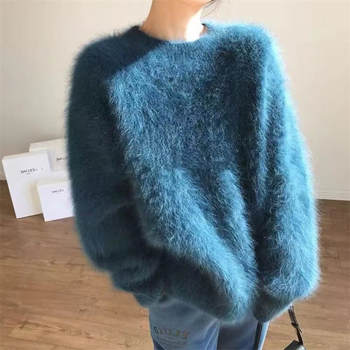 Women Plush Round Neck Sweater with Relaxed Fit and Oversized Size Lune London