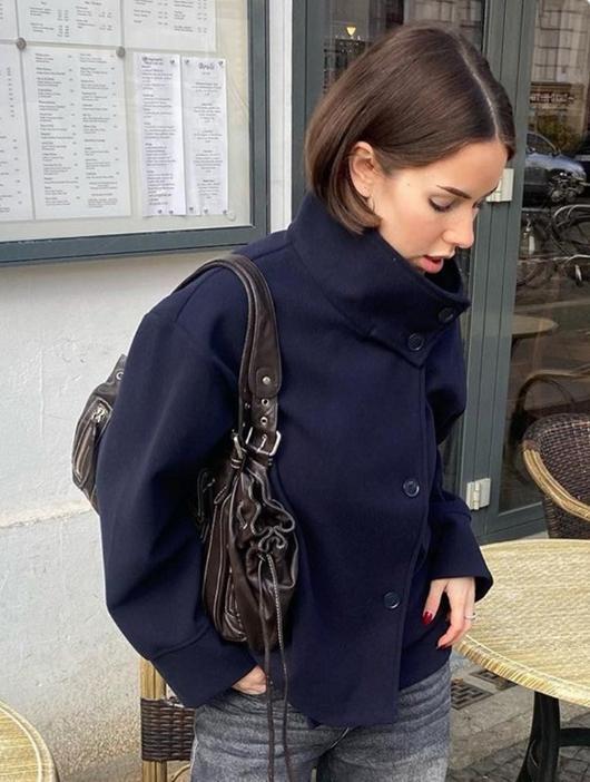 Fashion wool jacket for women with structured collar and elegant cut Lune London