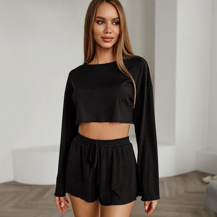 Casual and modern lounge set for women with cropped top and shorts Lune London