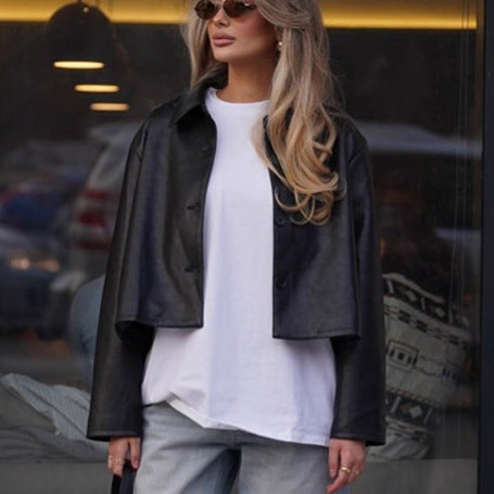 Synthetic leather jacket for women with a minimalist design and short cut Lune London