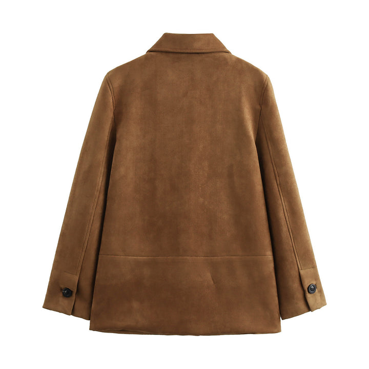Elegant suede jacket for women with generous pockets and chic button details