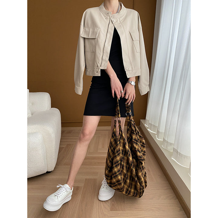 Ladies fashionable faux leather jacket with practical pockets Chic & Stil