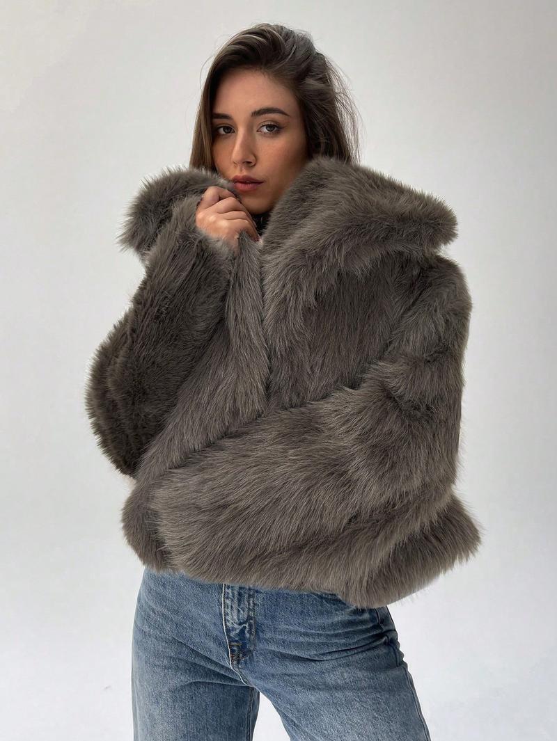 Women Cropped Faux Fur Jacket with Puffy Sleeves Lune London