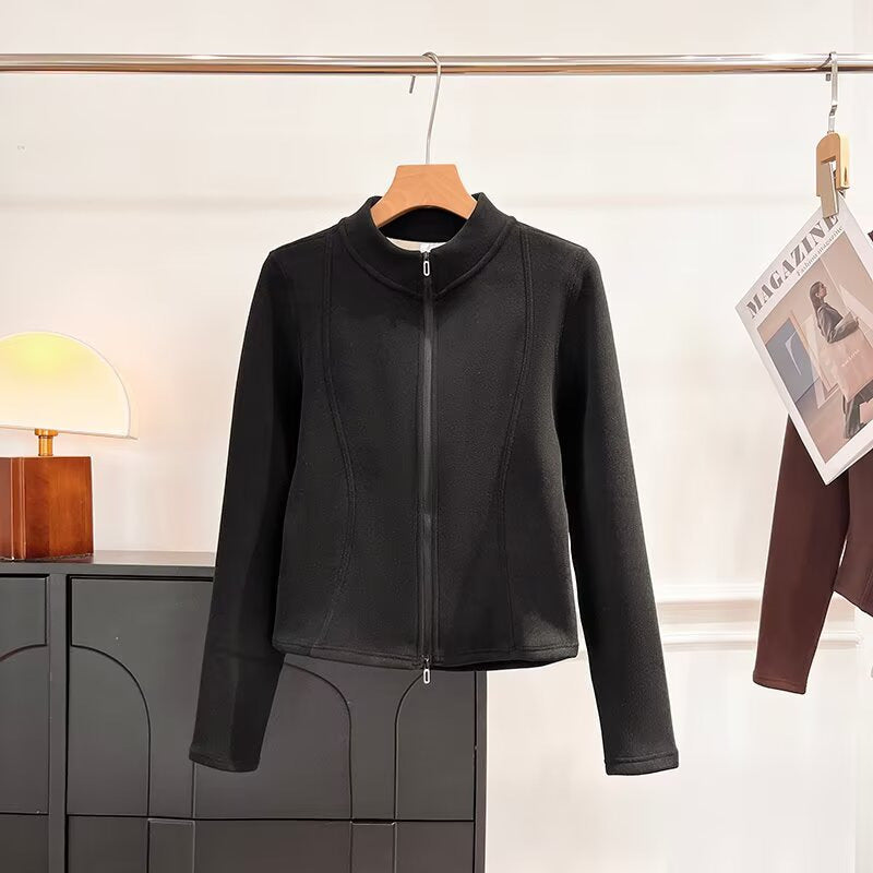 Veste en polaire pour femmes avec col montant innovant et coupe sportive Chic & Stil