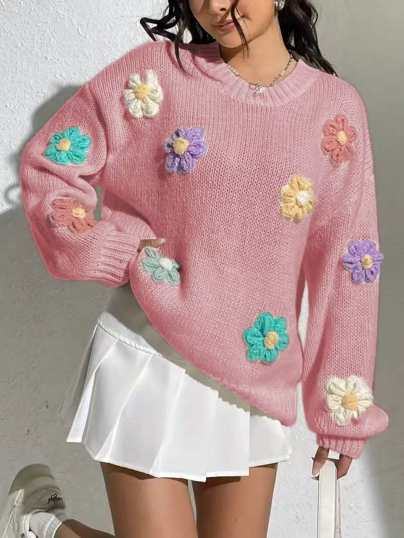Woman oversized sweater embroidered with flowers Lune London