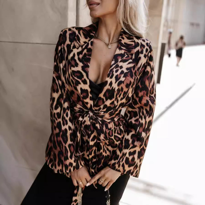 Elegant blazer jacket for women with belt and trendy animal print Lune London