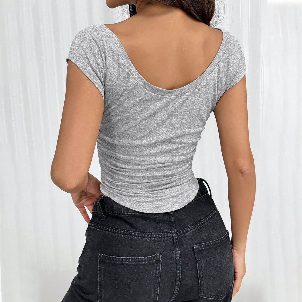 Haut court ajusté pour femmes avec fronces et encolure ronde Chic & Stil