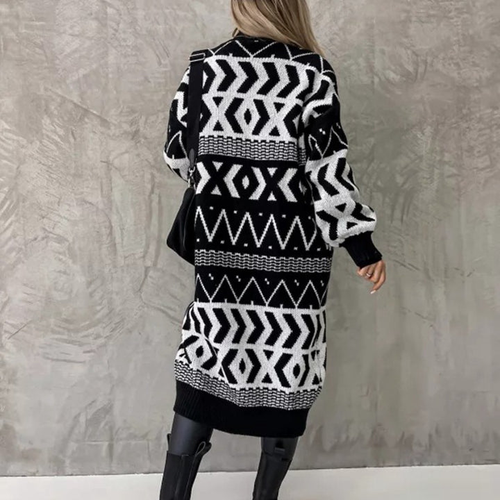 Women's cardigan in thick knit with graphic pattern and open cut Lune London