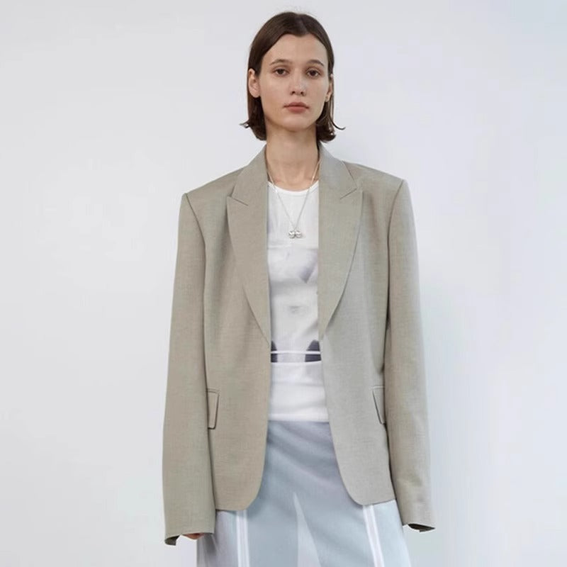 Blazer surdimensionné élégant pour femmes avec des détails subtils Chic & Stil