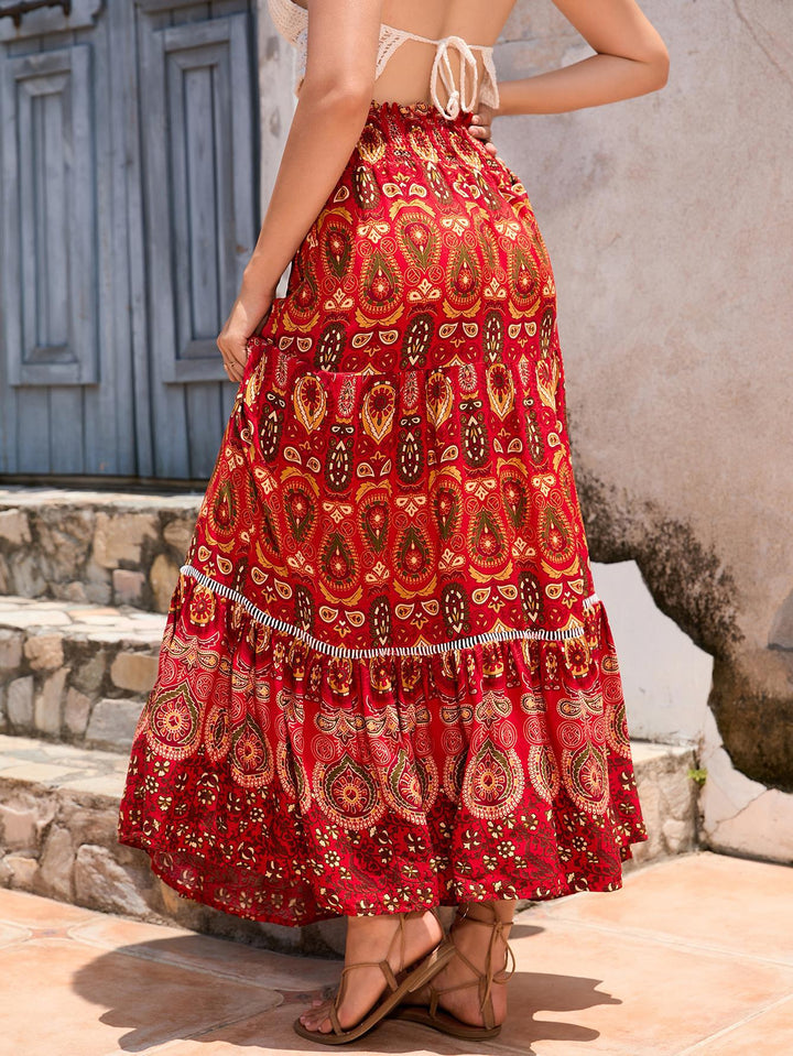 Long skirt for women with artistic paisley pattern and voluminous hem Lune London