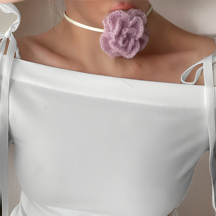 Ladies elegant choker with floral details and satin ribbon Lune London