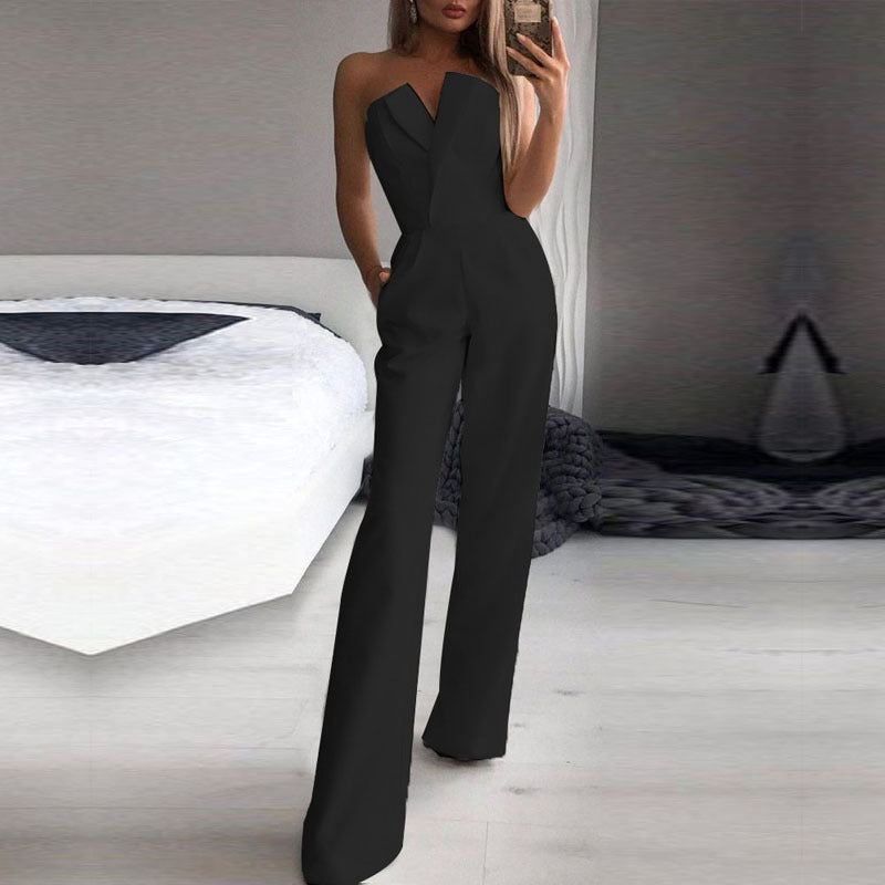 Elegant ladies' jumpsuit with fitted cut and deep V-neck Lune London