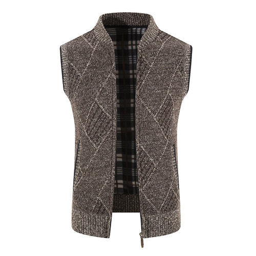 Men's knitted cardigan with a modern cable pattern and a practical zipper Lune London