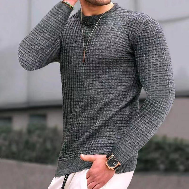 Stylish structured sweater for men with round neck and long sleeves Chic and Style