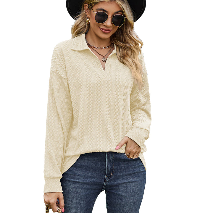 Casual women's sweater with textured cable pattern Lune London