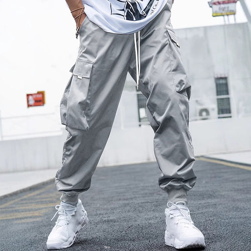 Men's wide-leg cargo pants with practical pockets Lune London