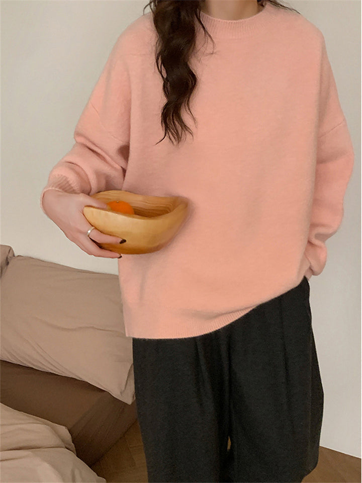 Oversized knitted pullover for women with a soft material and a relaxed fit Lune London