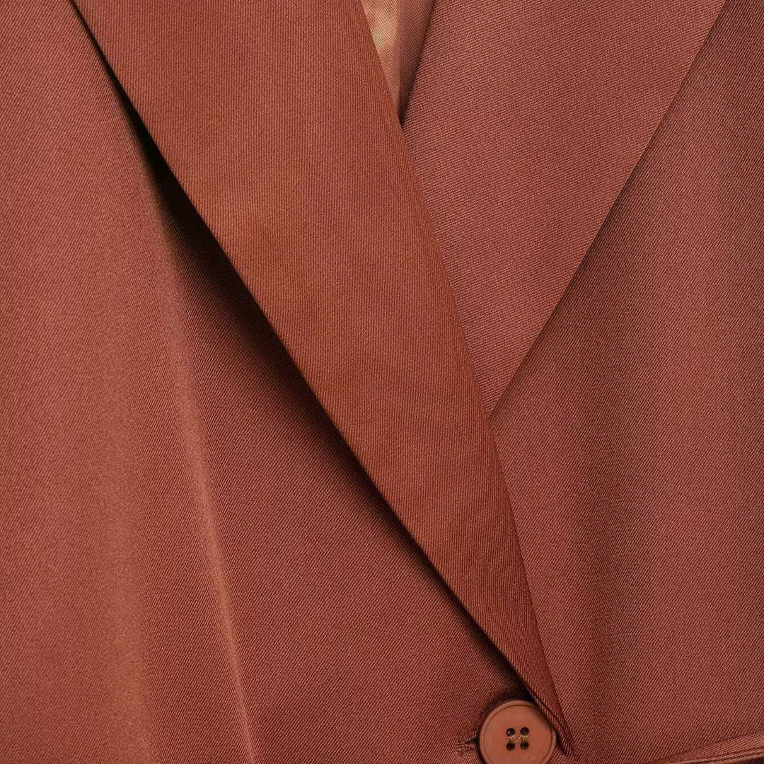 Veste blazer à la mode pour femmes avec coupe ajustée et manches larges Chic & Stil