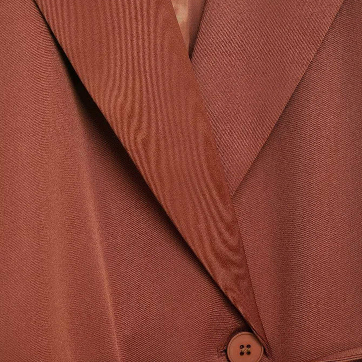 Veste blazer à la mode pour femmes avec coupe ajustée et manches larges Chic & Stil