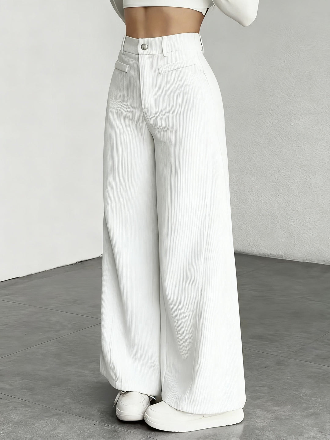 Pantalon en corduroy large pour femmes avec taille haute et coupe longue Chic & Stil