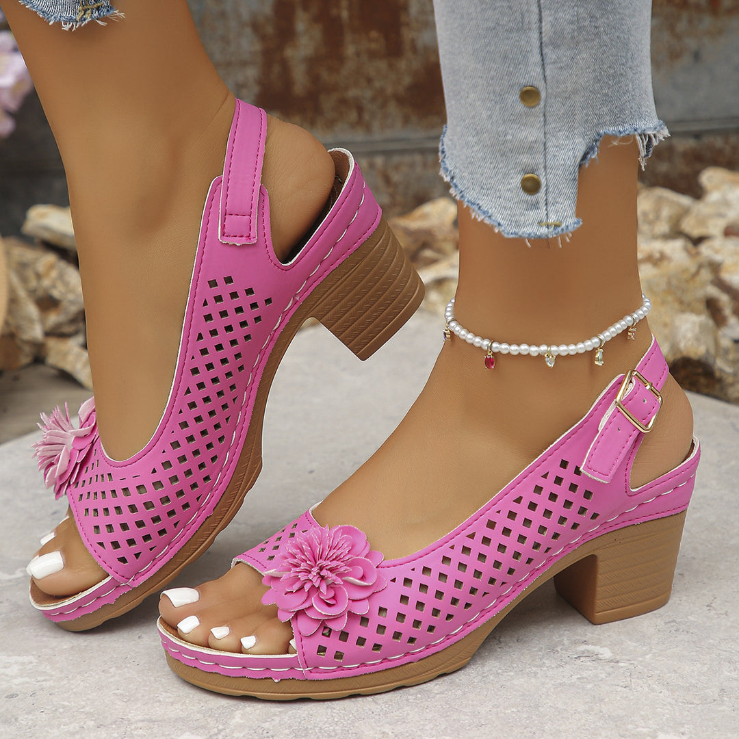 Comfort sandals for women with breathable inserts and delicate flower application Lune London
