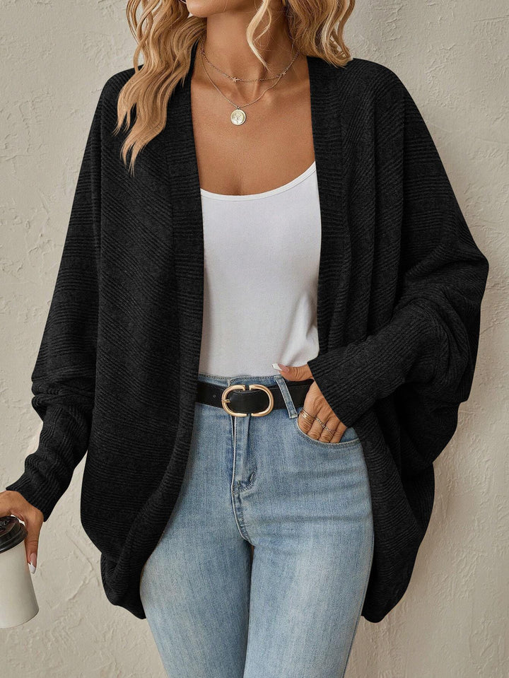 Cardigan décontracté pour femmes avec des manches montées et une coupe ample Chic & Stil