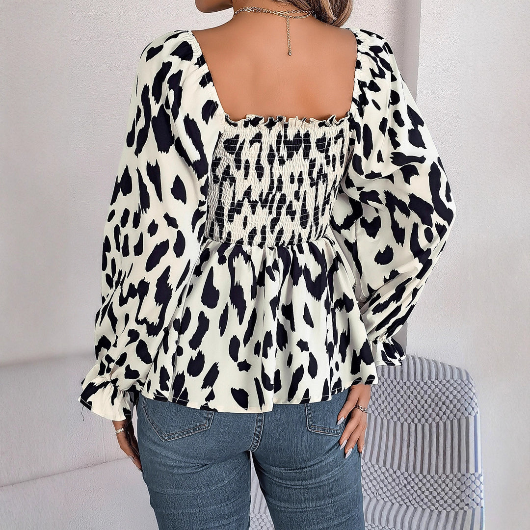 Lace blouse for women with bishop-style sleeves and ruffled top Lune London