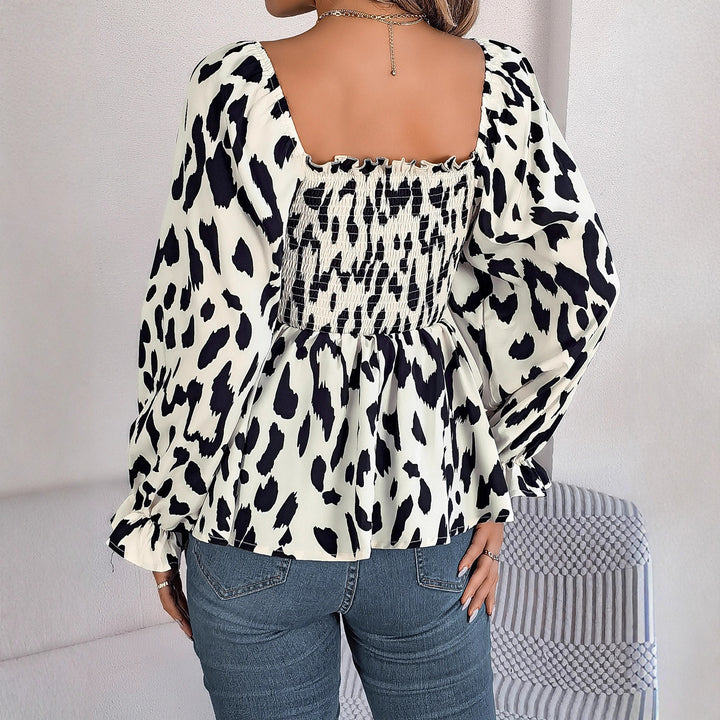 Lace blouse for women with bishop-style sleeves and ruffled top Lune London