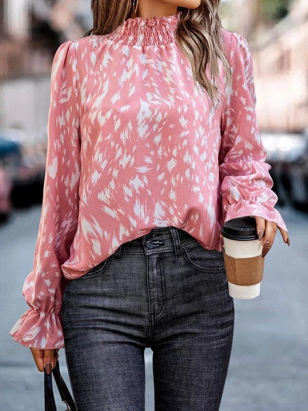 Women's blouse with elegant gathering and stylish pattern Lune London