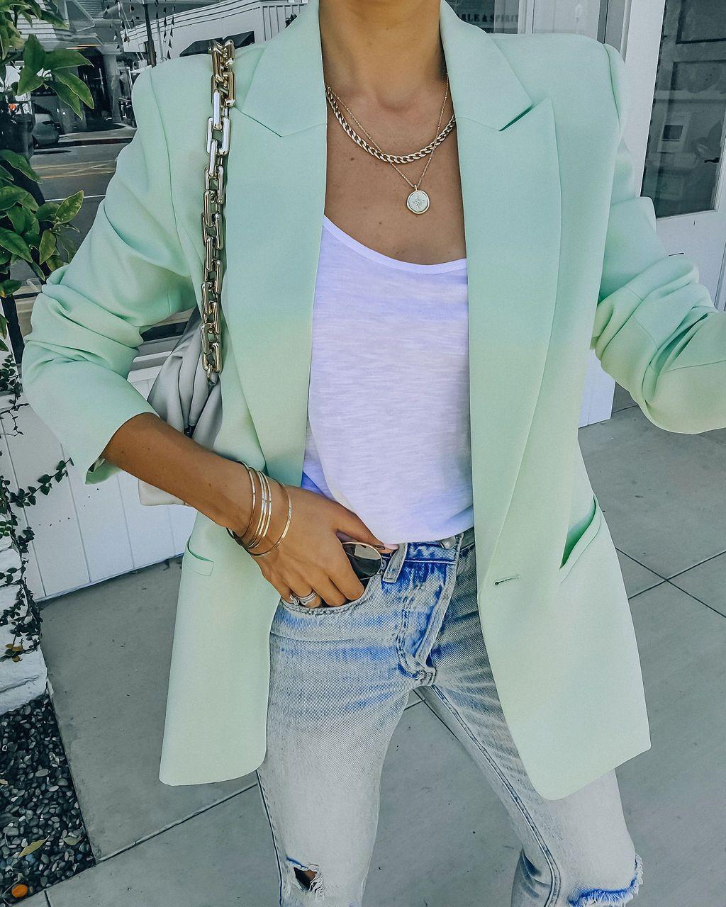 Ladies Elegant Jacket with Textured Chic Cut and Style