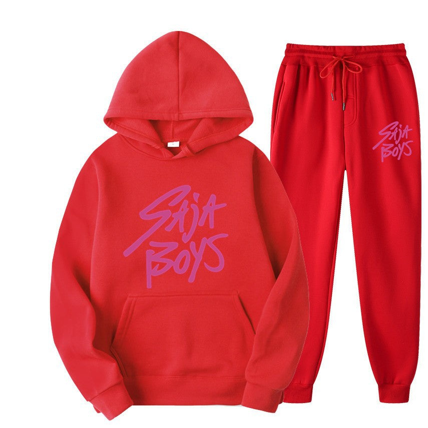 Women's hoodie and jogger set with modern graphic print Chic & Stil