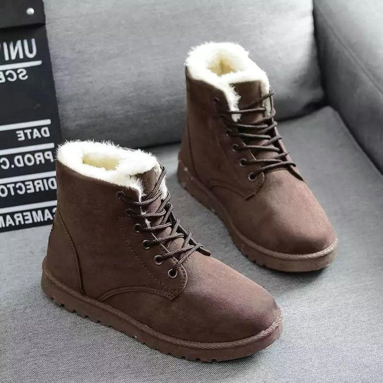 Lune London | High-Top Suede Boots - Faux Fur Lining - Lacing - Flat Rubber Sole