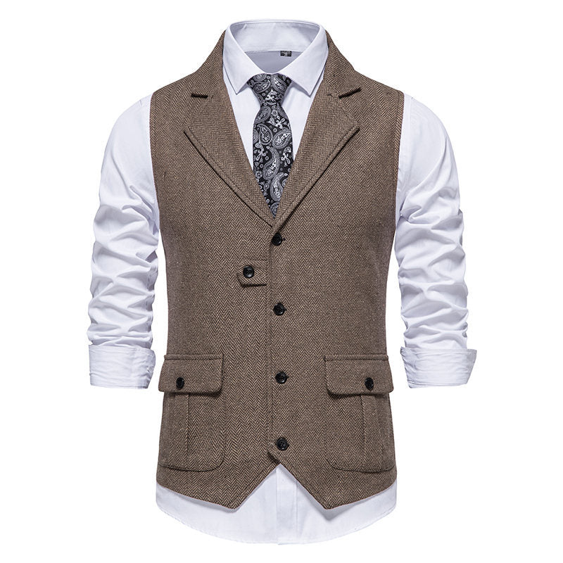 Men's suit vest with a modern herringbone design with practical pockets Lune London