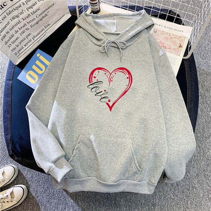 Women's hoodie with romantic heart design and high-quality fleece Chic & Stil