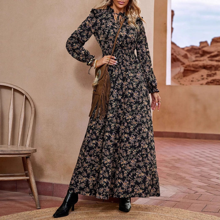 Maxi dress for women with a flattering cut and floral details Lune London