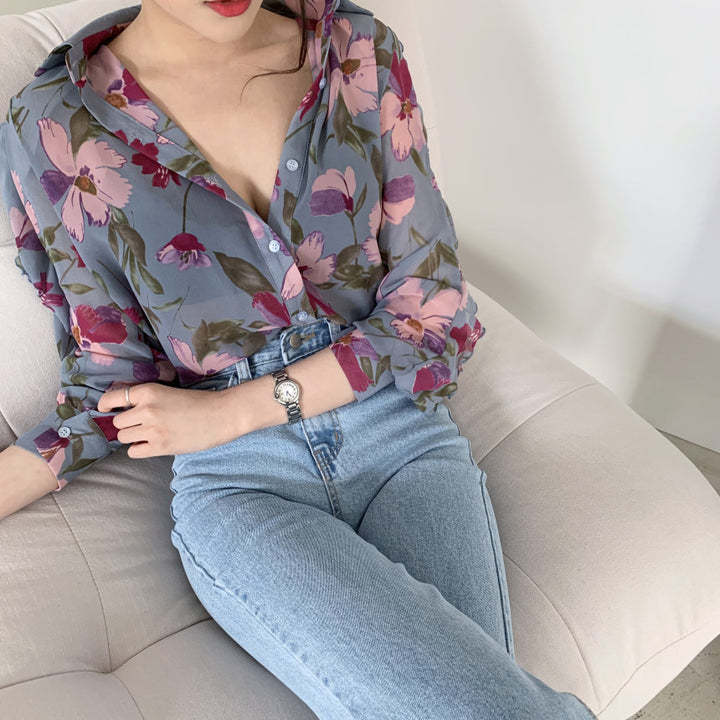 Chic and Style floral print button-up sheer blouse for ladies