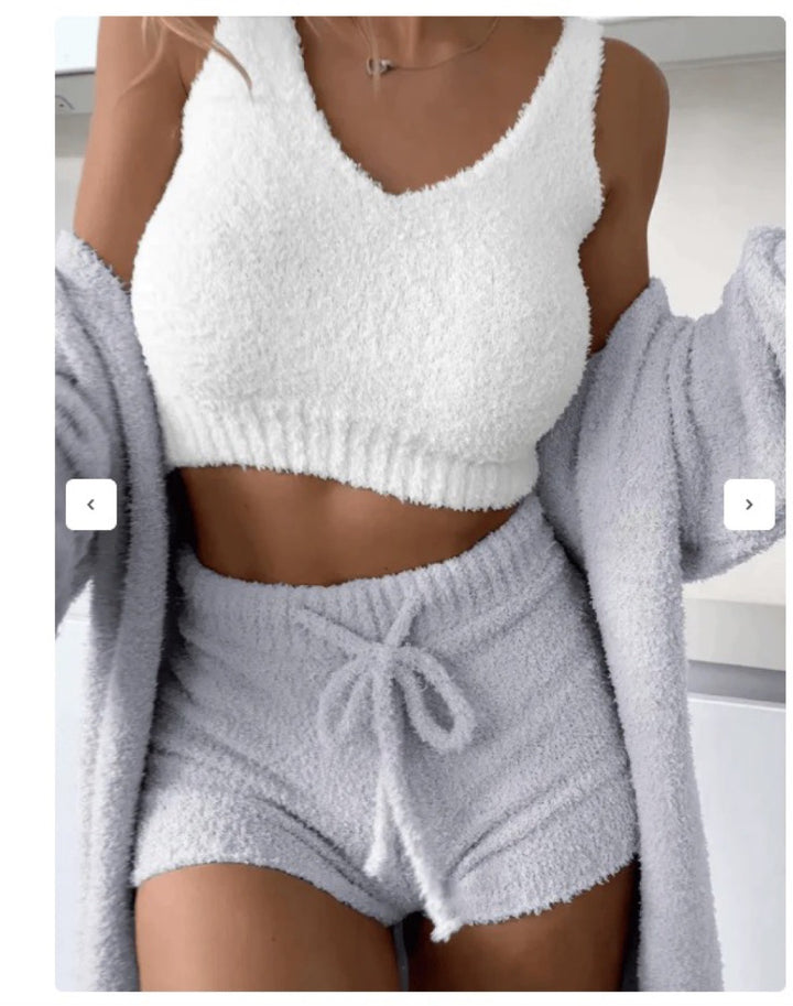 Women cozy lounge set with crop top and shorts Lune London