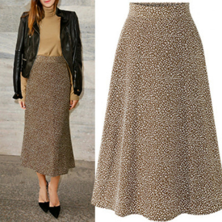 Jupe midi pour femmes avec une coupe élégante en A et un design à pois à la mode Chic & Stil