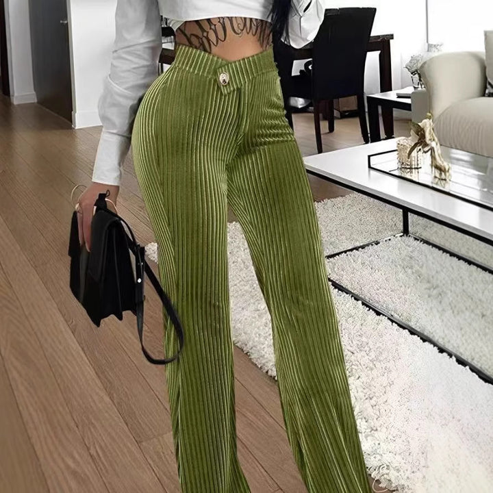 Ladies Elegant Pleated Pants with Button Details Lune London