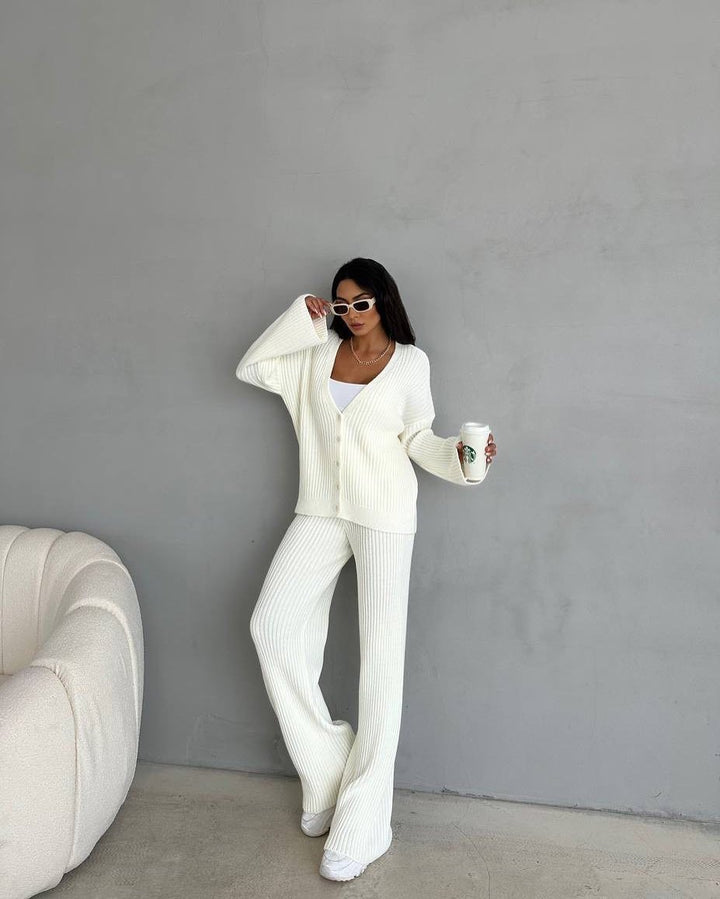 Women's knit set with button details and loose fit Lune London