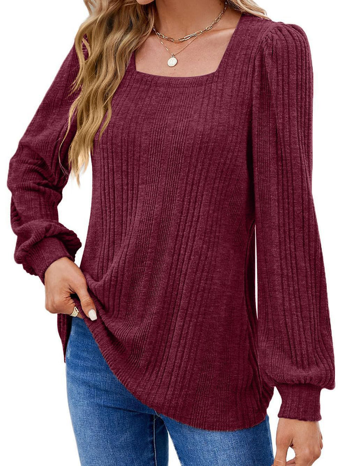 Woman Elegant knit top with structured rib pattern and puff sleeves Lune London