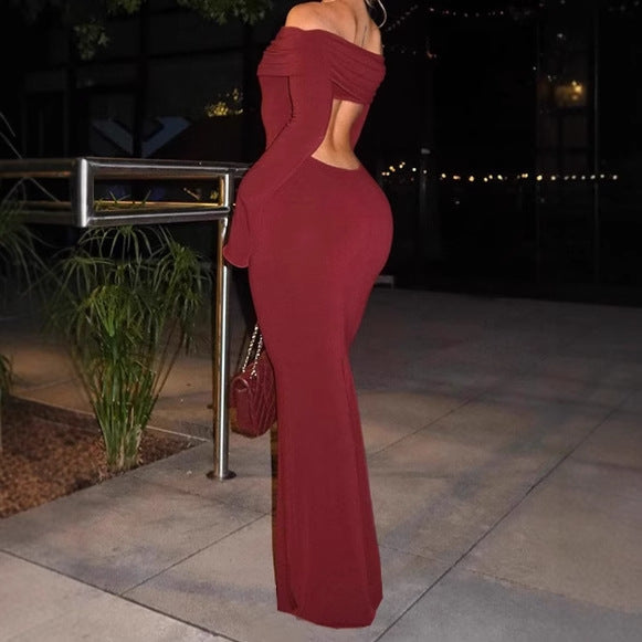 Maxi off-shoulder dress for women with creative cut-out details and a fitted design Chic and Style