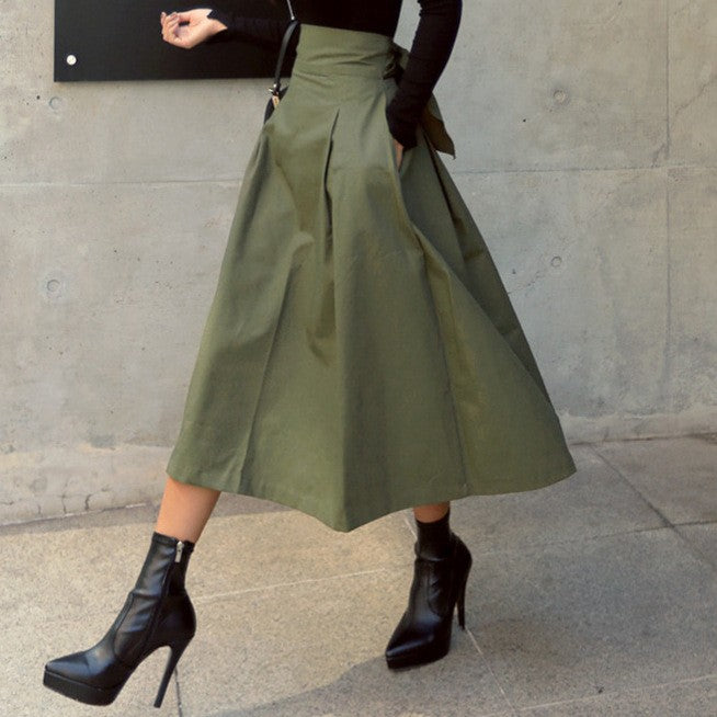 Roc A-line dress for women with high waist and pleats Lune London