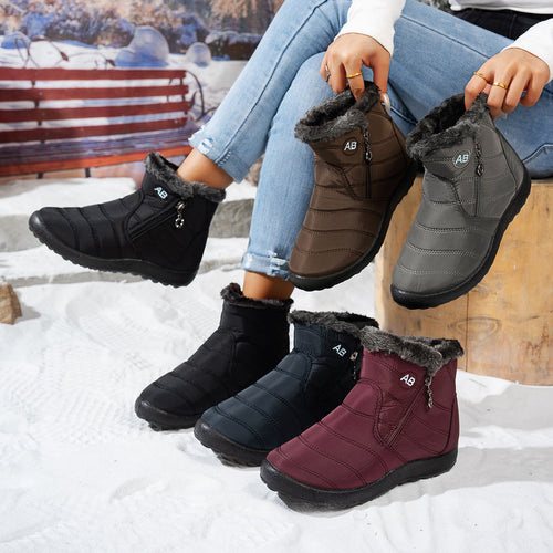 Lune London | Women's winter boots with practical zipper and cozy inner lining