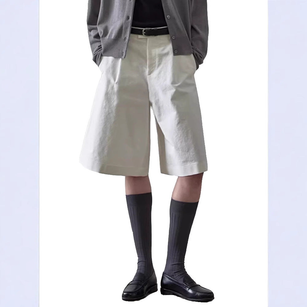 Shorts larges en tissu élégants et confortables pour femmes Chic & Stil