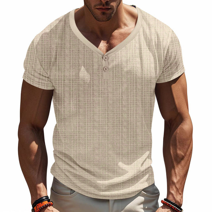 Men's short sleeve Henley t-shirt with geometric structure design and trendy V-neck Lune London