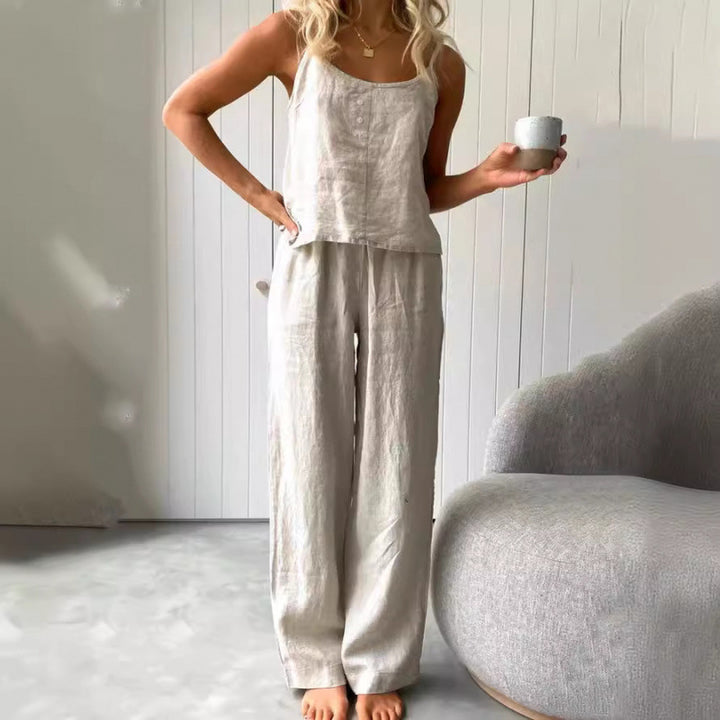 Casual linen set for women with strapless blouse and wide leg pants Lune London